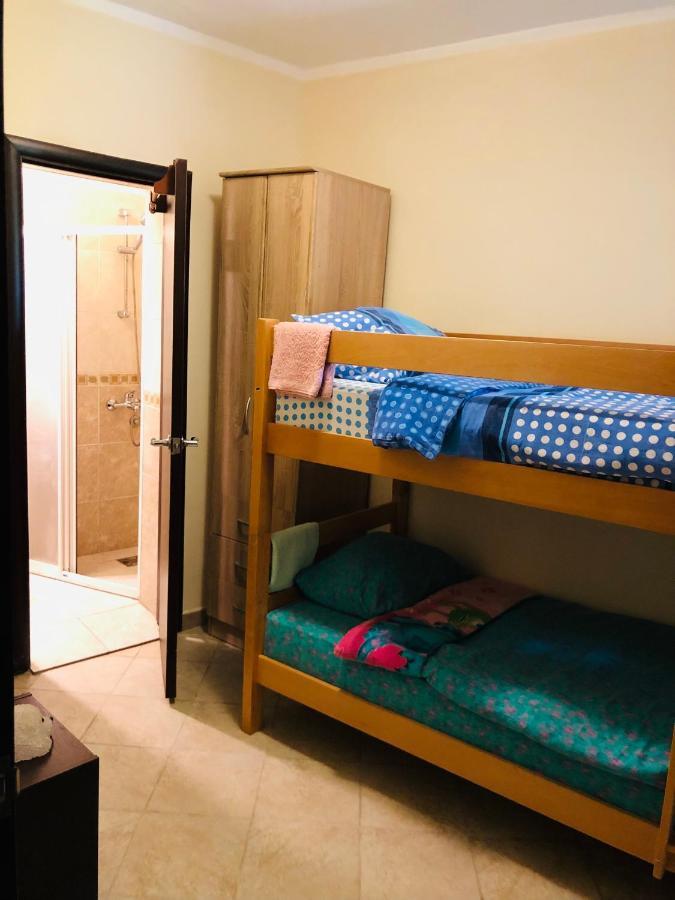 Rafailovici Holiday Apartments Экстерьер фото