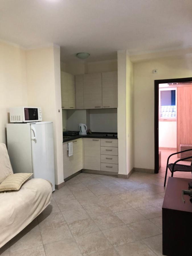 Rafailovici Holiday Apartments Экстерьер фото